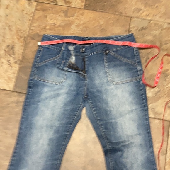 Jeans - Picture 8 of 16